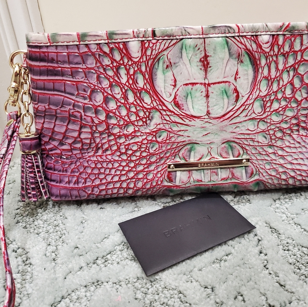 NWOT/Brahmin Wristlet